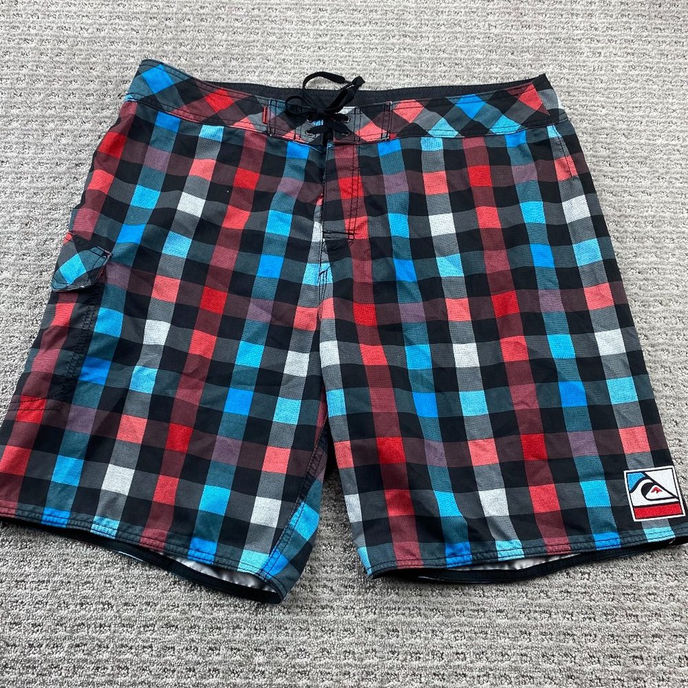 QUIKSILVER Swim Trunks Men 40 Multicolor Checkered Retro Board Shorts Surfer